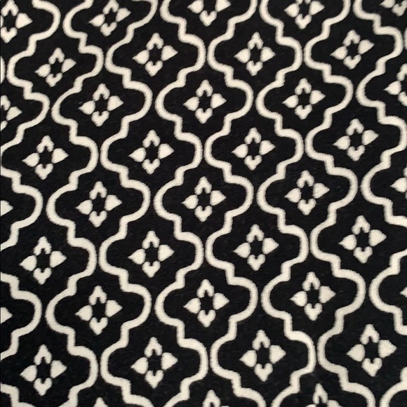 Black and White Ann Taylor Loft Ankle Length Pant - Picture 2 of 6